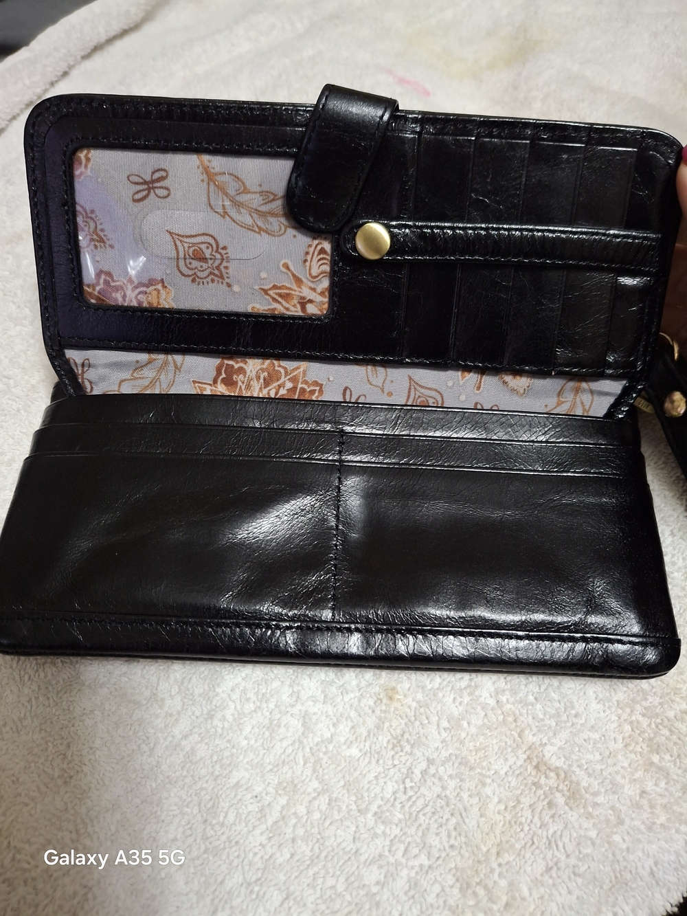 HOBO INT Black Leather Wristlet Clutch - Versatile Women’s Bag
